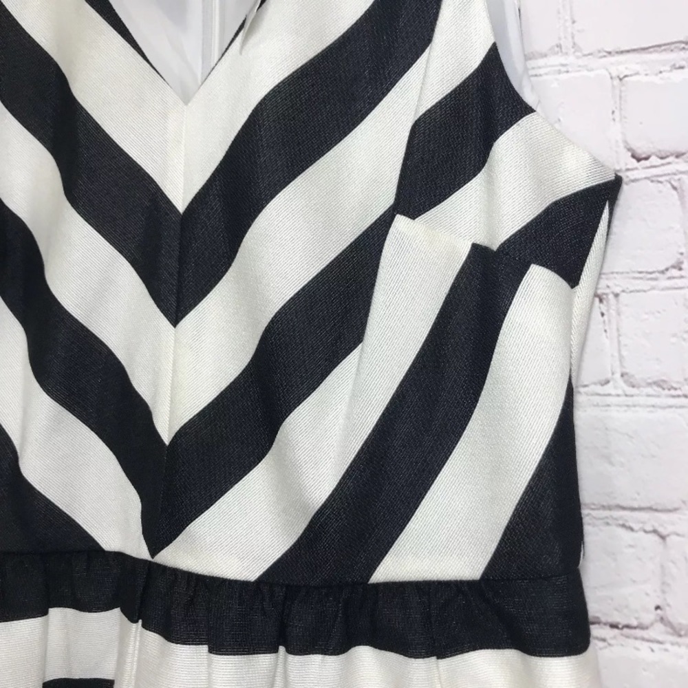 ⚡️SOLD⚡️LOFT Striped Sleeveless Dress NWT - Picture 6 of 8